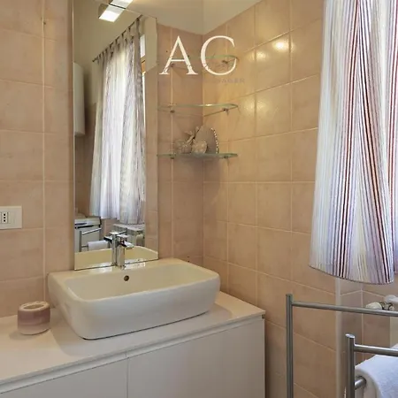 Sunshine Apartment